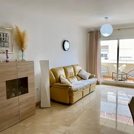 Amplio En Centro * Dénia